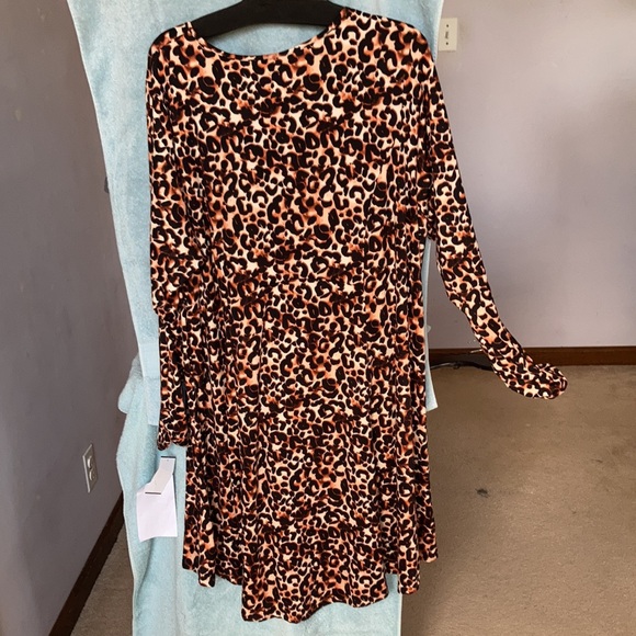 Relist12/15 Bobeau Animal print dress with stretch size 3X - Picture 11 of 17